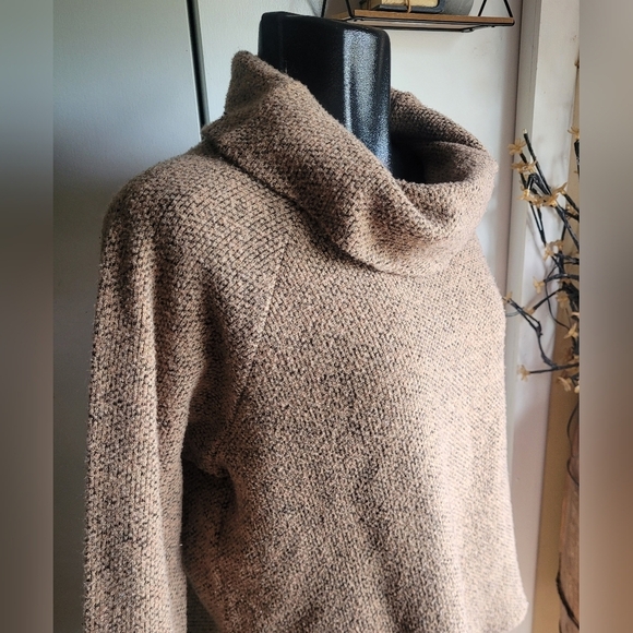 Sunny Leigh Light Brown Turtleneck Sweater XL - Picture 3 of 7